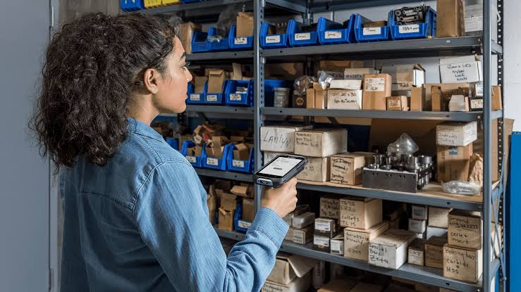RFID Asset Tracking for Field & Industrial Operations: How It Actually Works